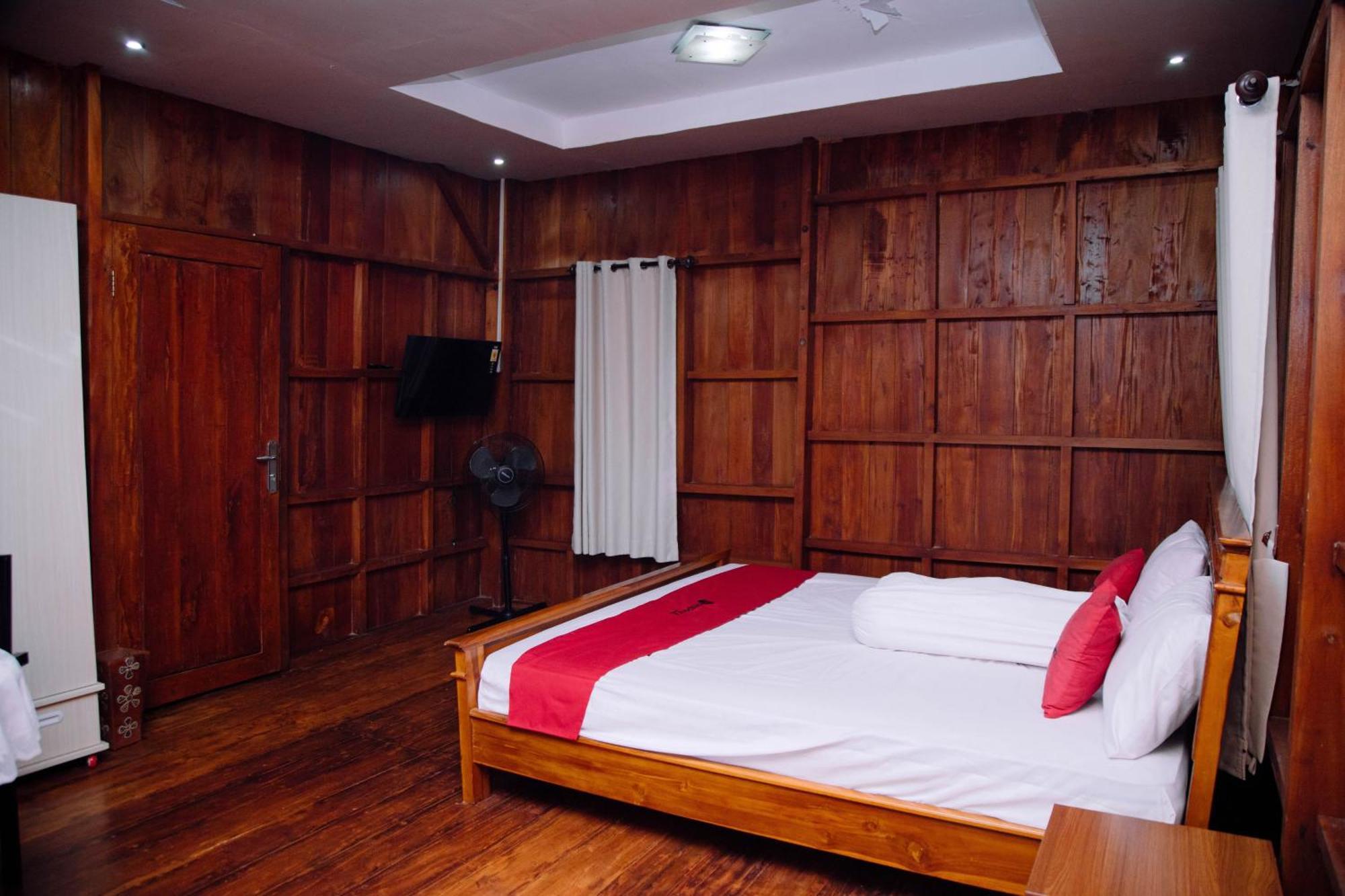Reddoorz At Villa Bukit Senyum Lombok Kuripan  Exterior foto